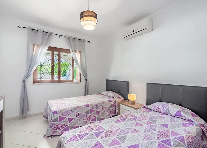 Vivenda Deolinda By Interhome Сasa de vacaciones Albufeira